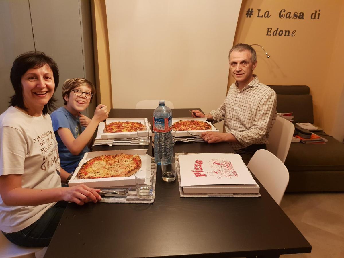 Apartmán La Casa Di Edone Monzambano Exteriér fotografie