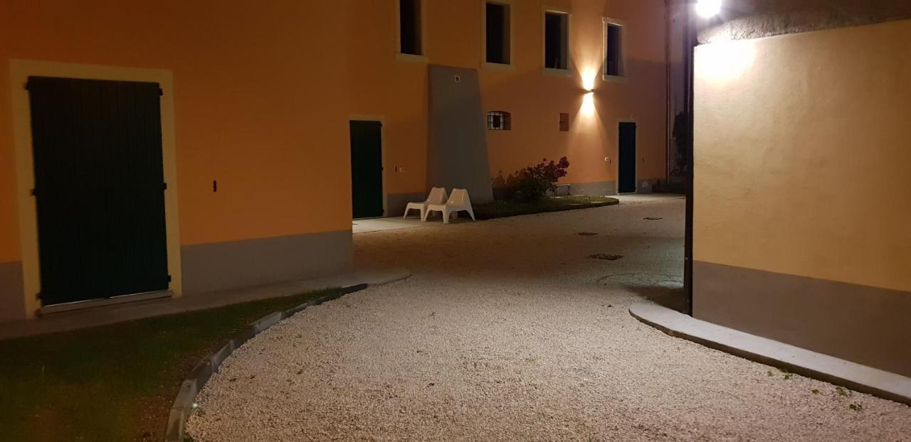Apartmán La Casa Di Edone Monzambano Exteriér fotografie